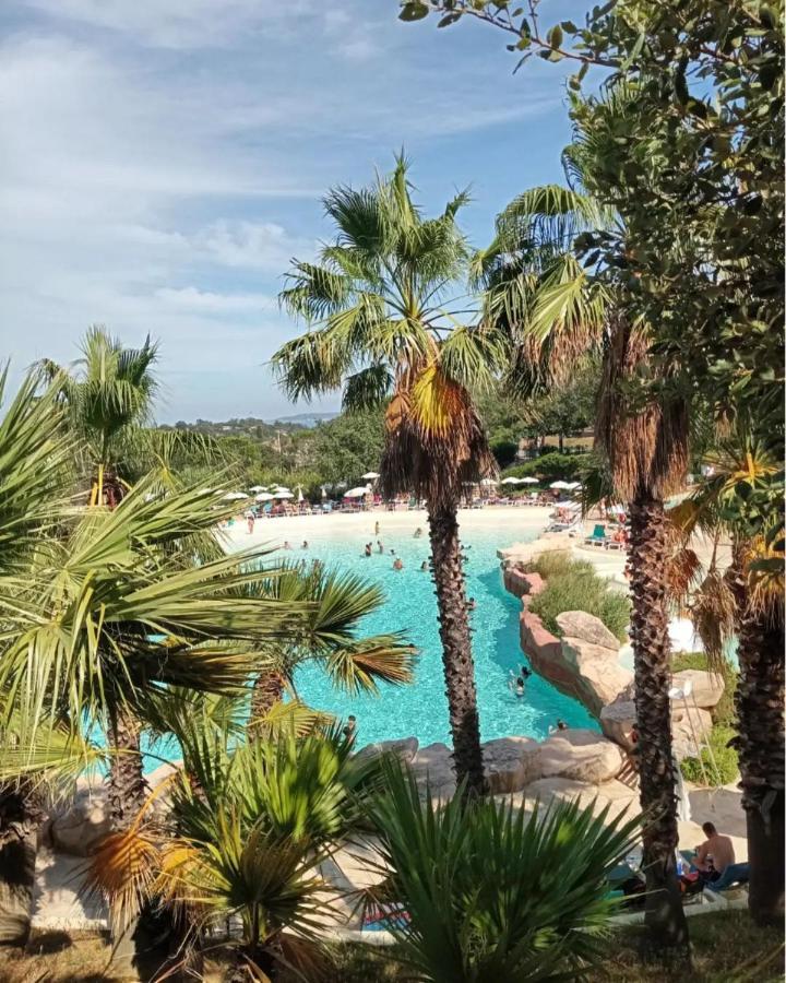 Charmant Appartement Village Restanques De Saint Tropez Grimaud Exterior photo